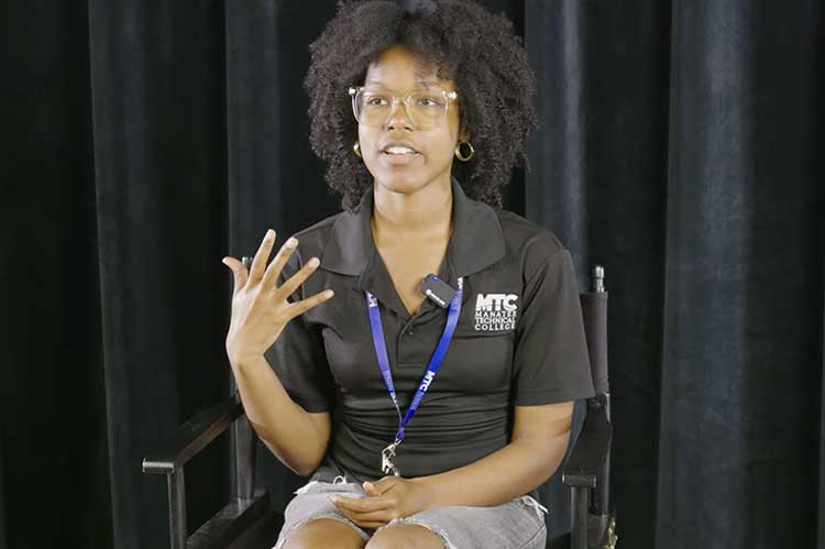 MTC-Digital-Video-Tech-student