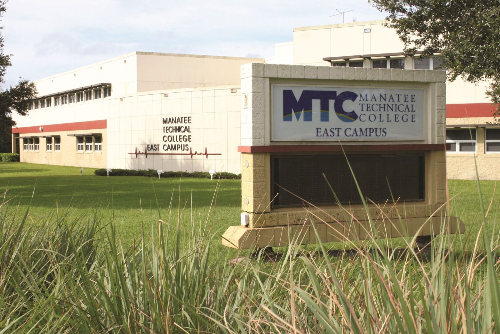 Manatee-Technical-College-East-Campus-exterior-photo