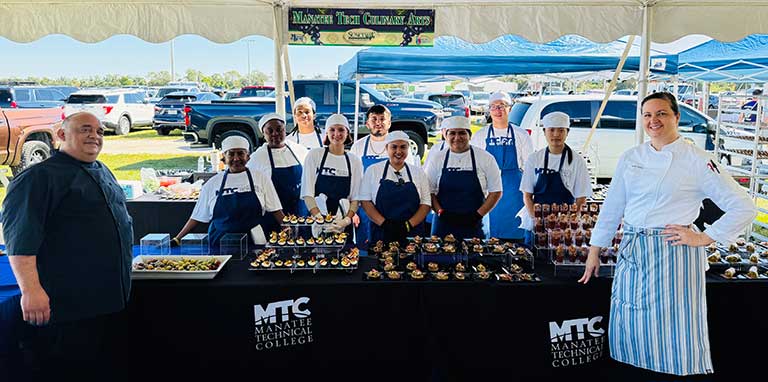 culinary-arts-students-instructors