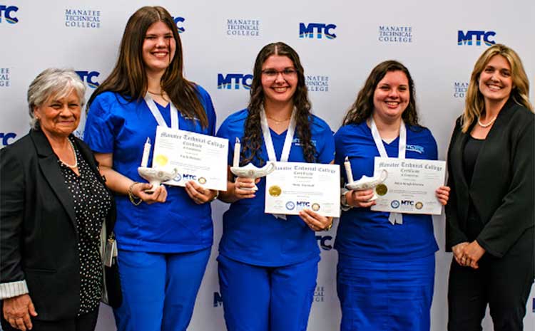 dual-enrollment-graduates